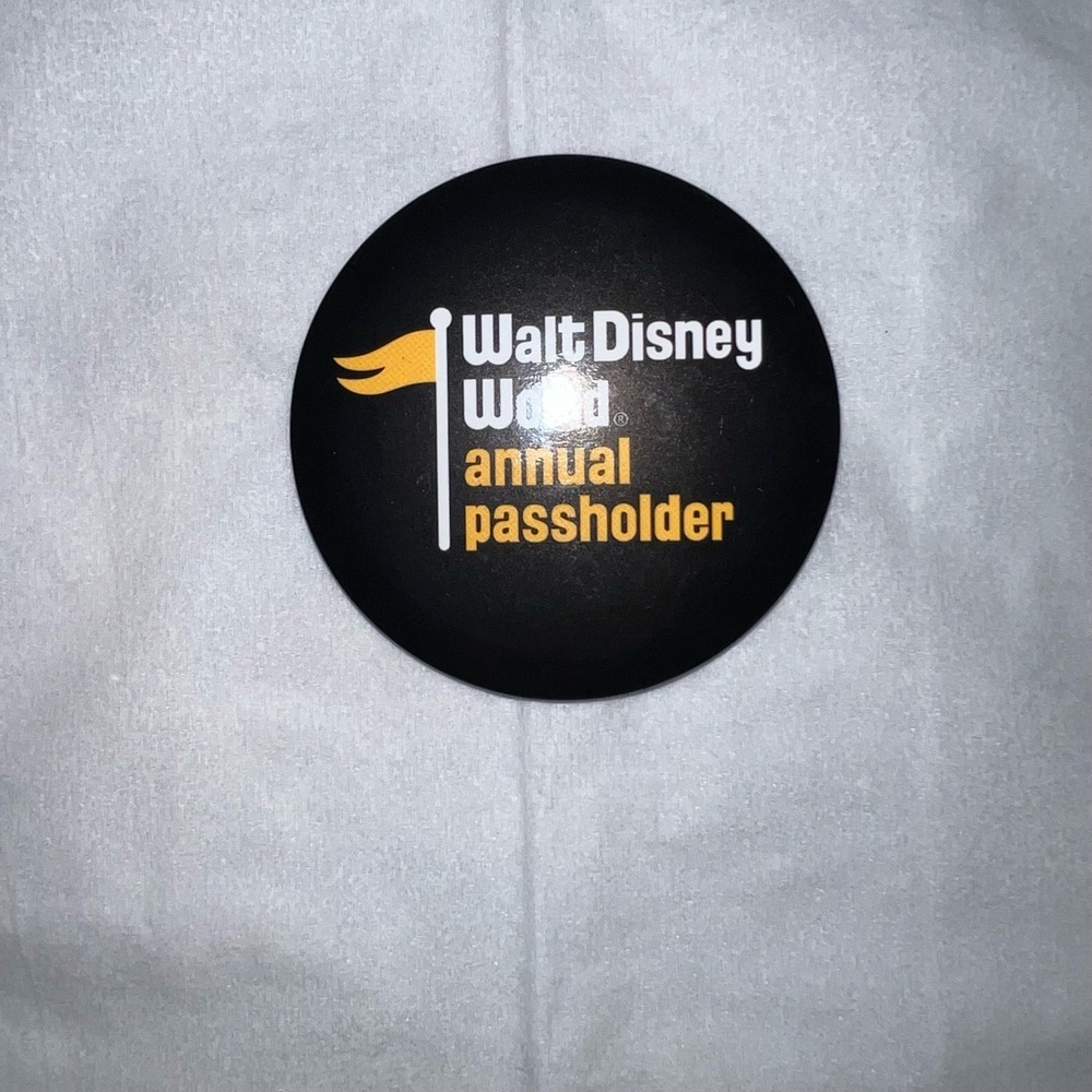 Disney‎ World Annual Pass holder Pin 2025